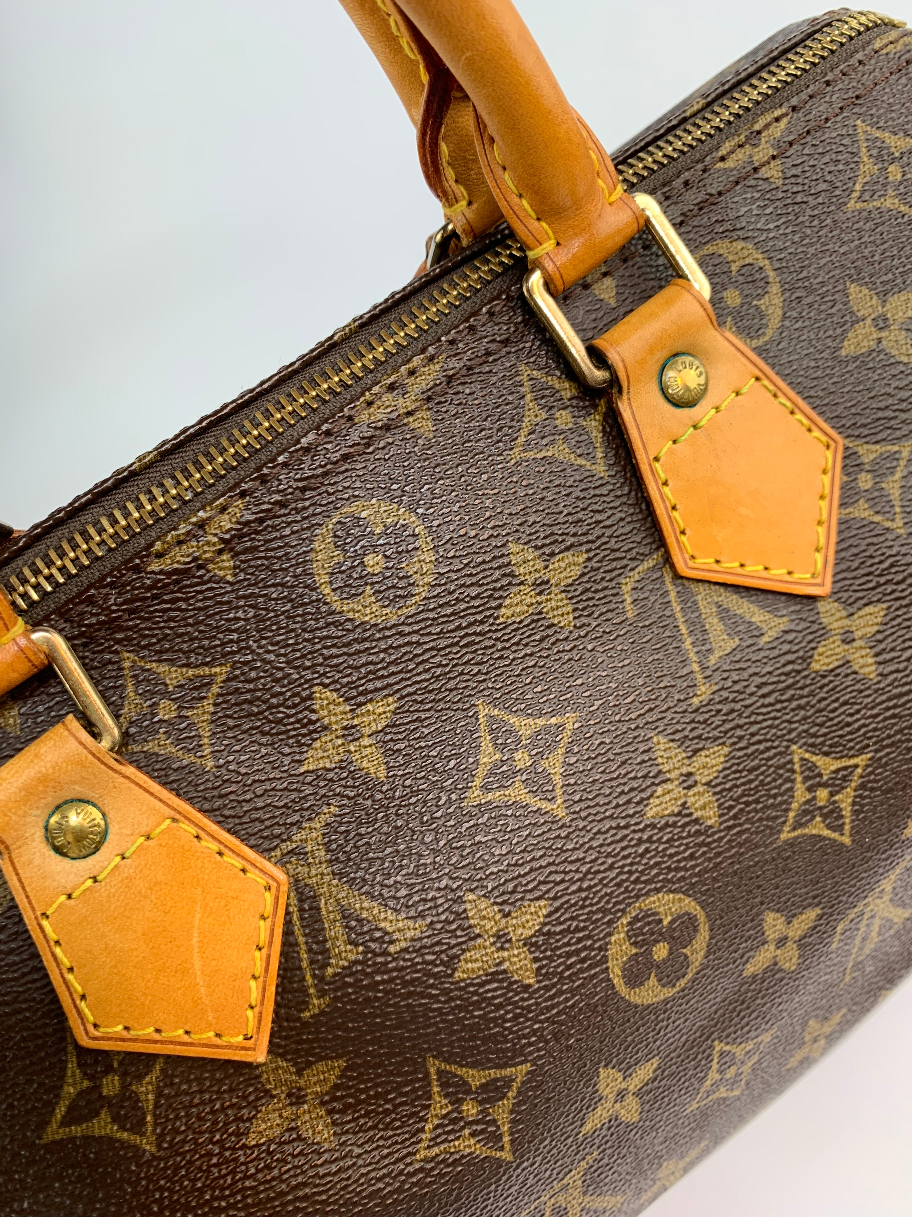 Louis Vuitton Speedy 30