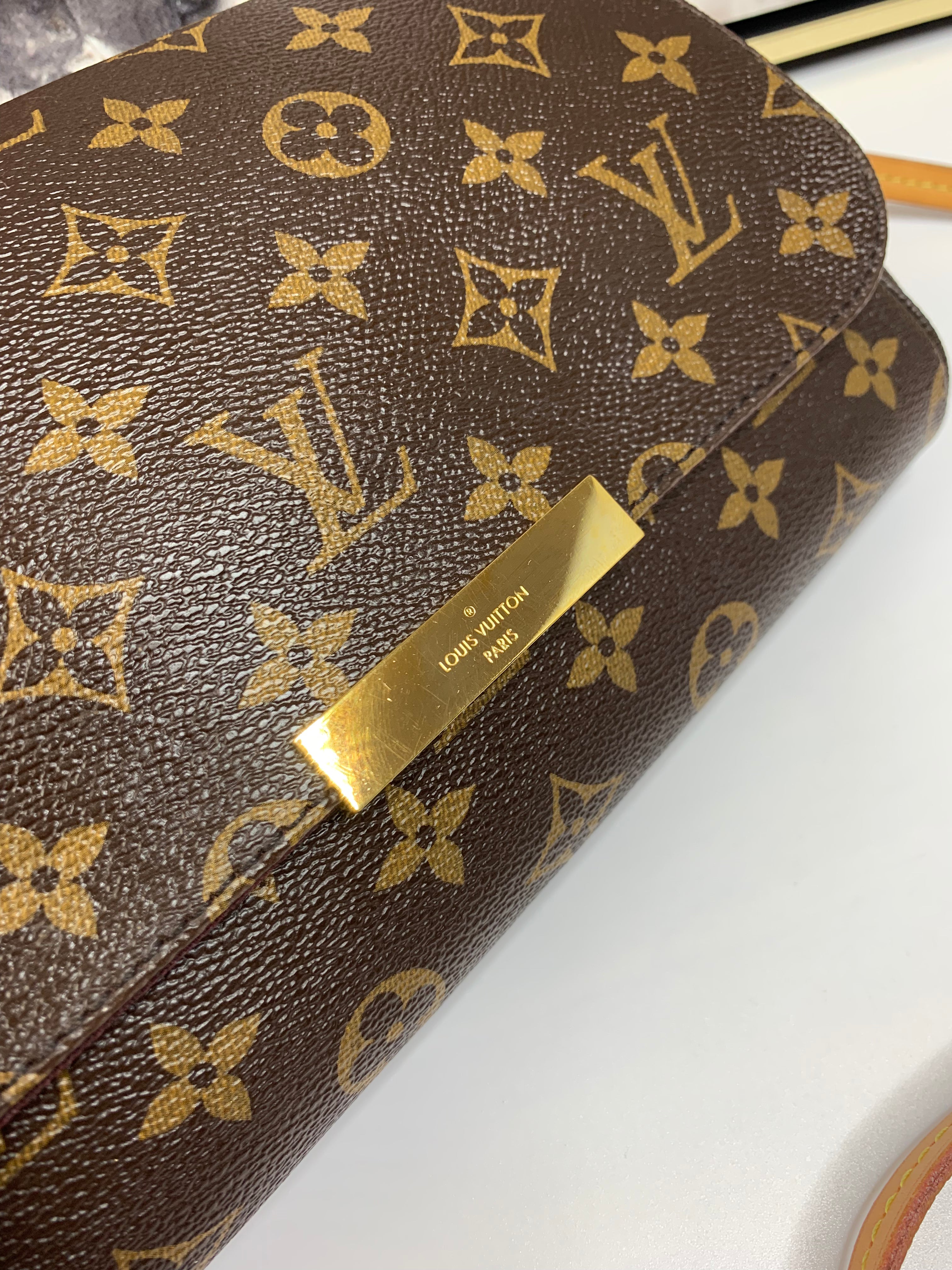 Louis Vuitton Favorite MM