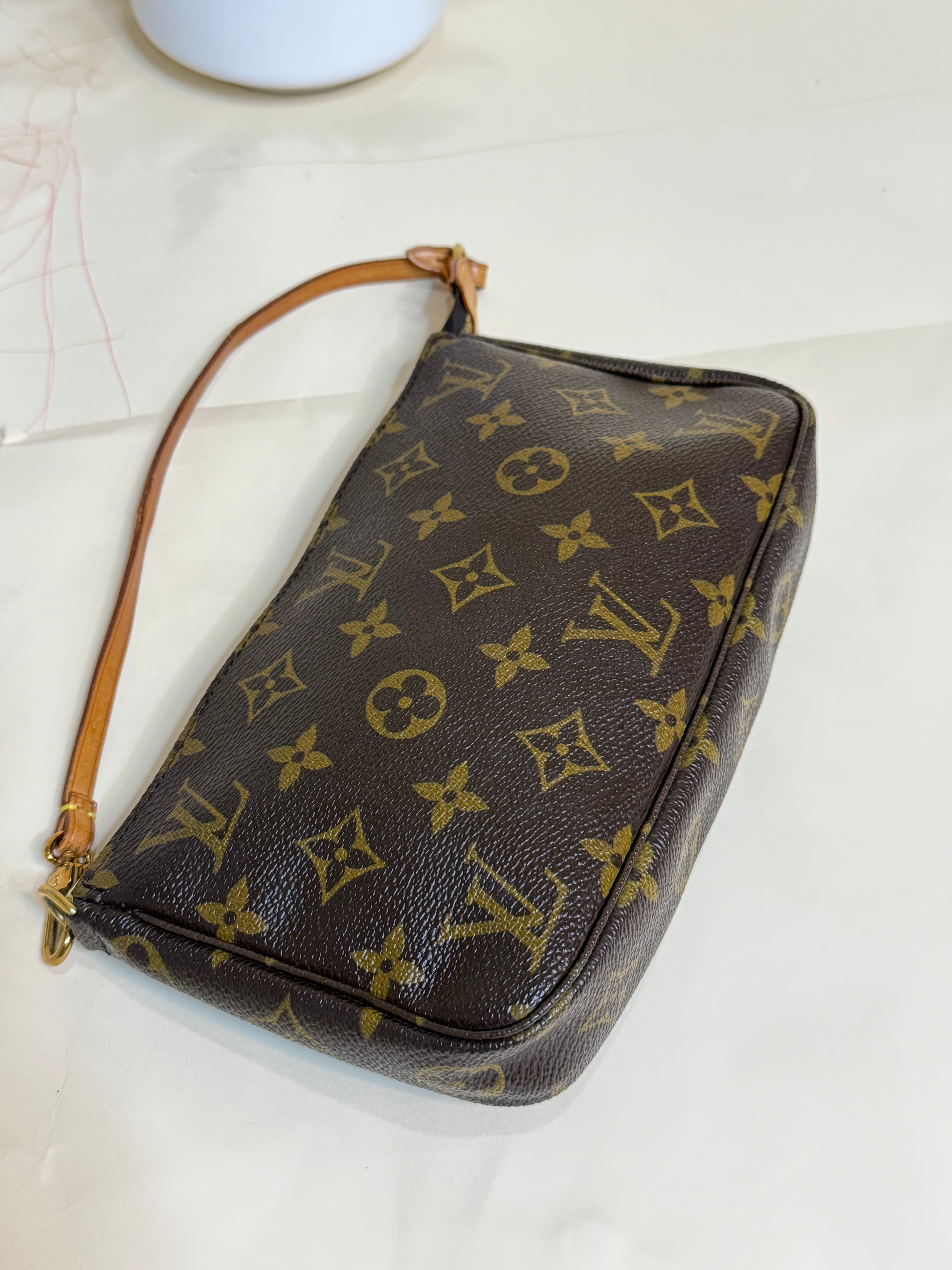 Louis Vuitton Pochette Accessories