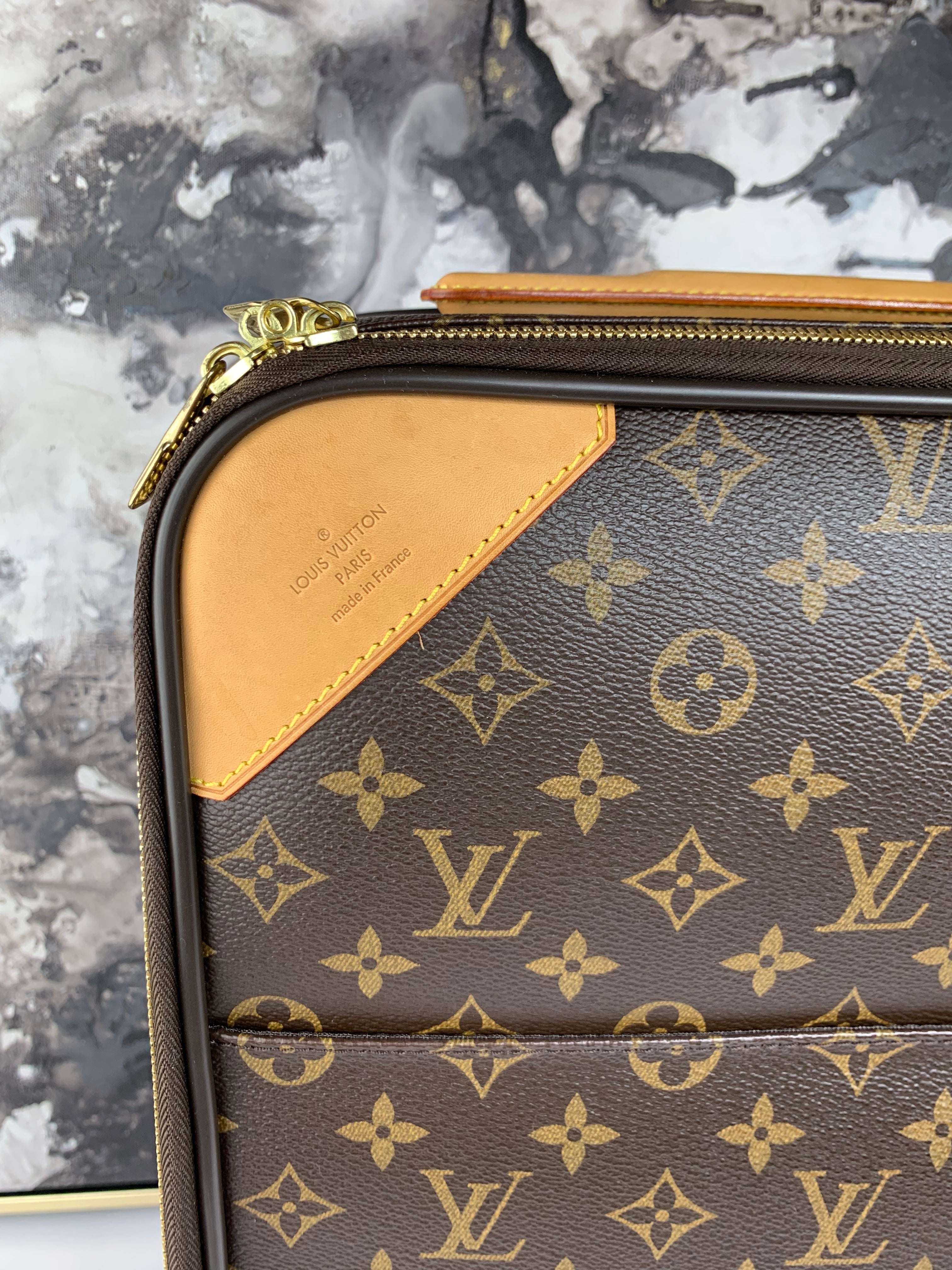 Louis Vuitton Pegase 45