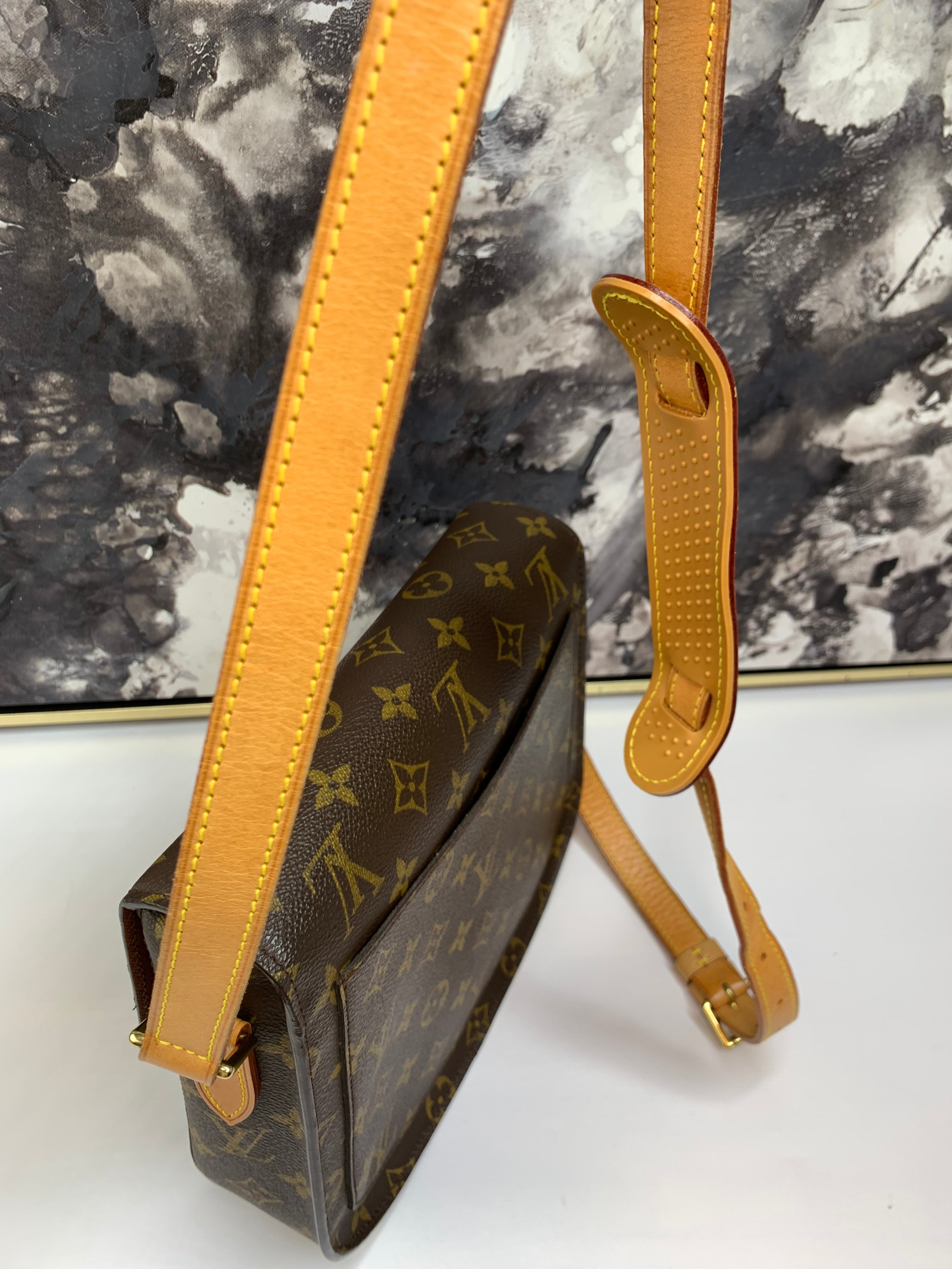 St Cloud GM Crossbody