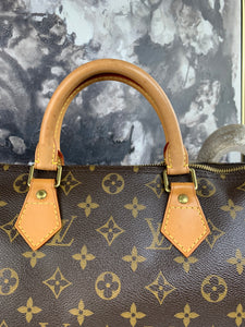 Louis Vuitton Speedy 30