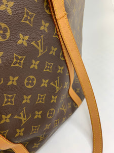 Louis Vuitton Sac Shopper  Tote