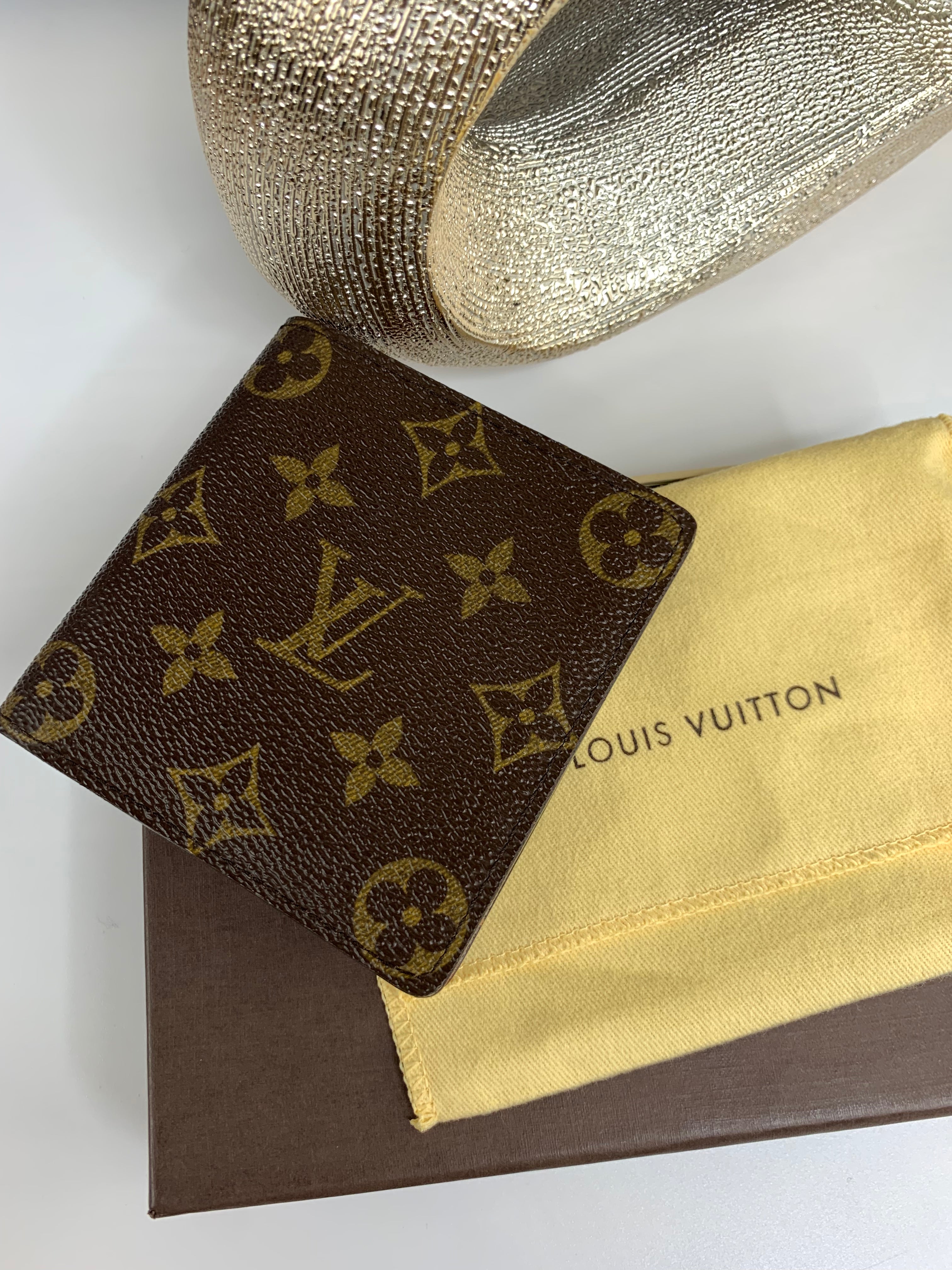 Louis Vuitton Mens Wallet