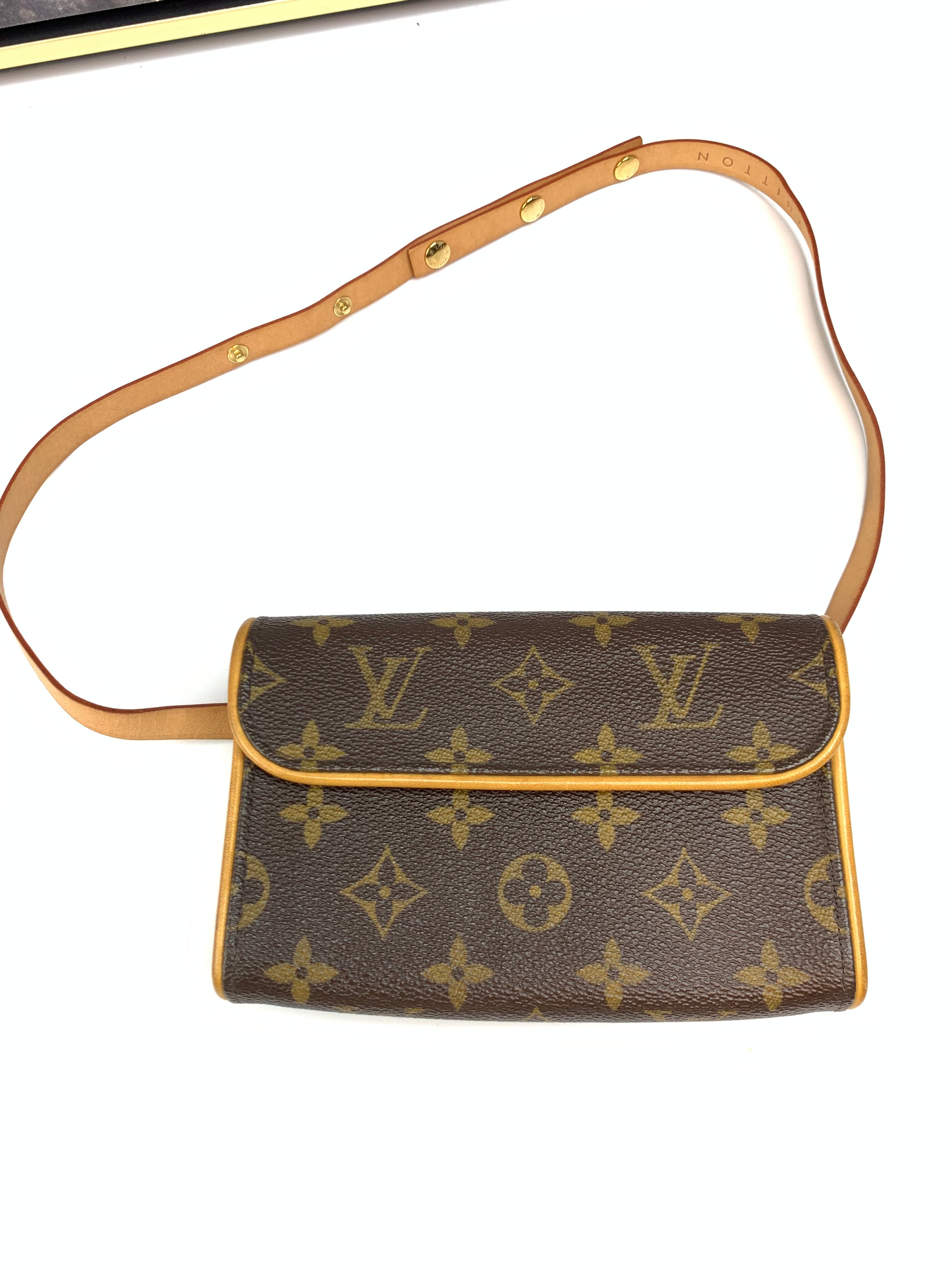 Louis Vuitton Pochette Florentine