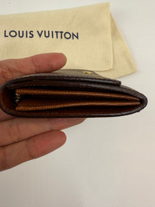 Louis Vuitton Short Wallet