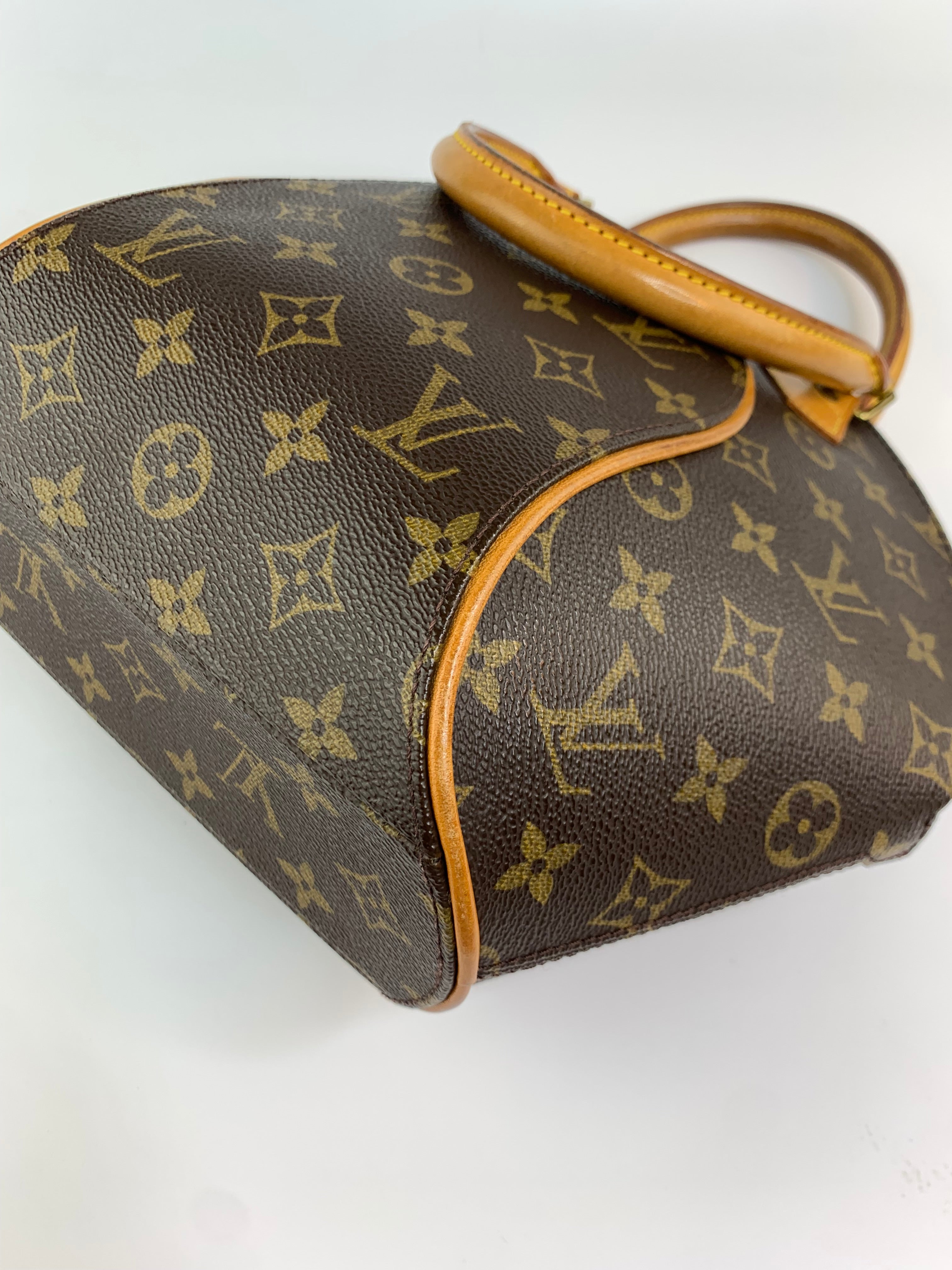 Louis Vuitton Ellipse PM