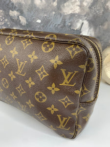 Louis Vuitton Trousse 28