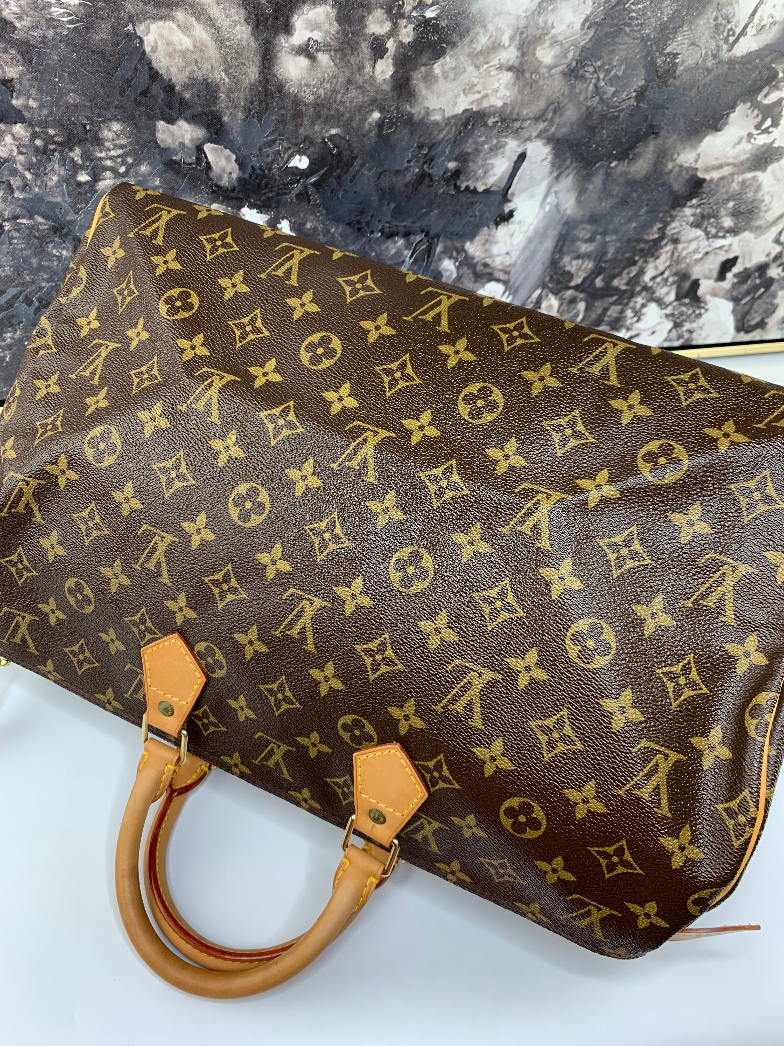 Louis Vuitton Speedy 40