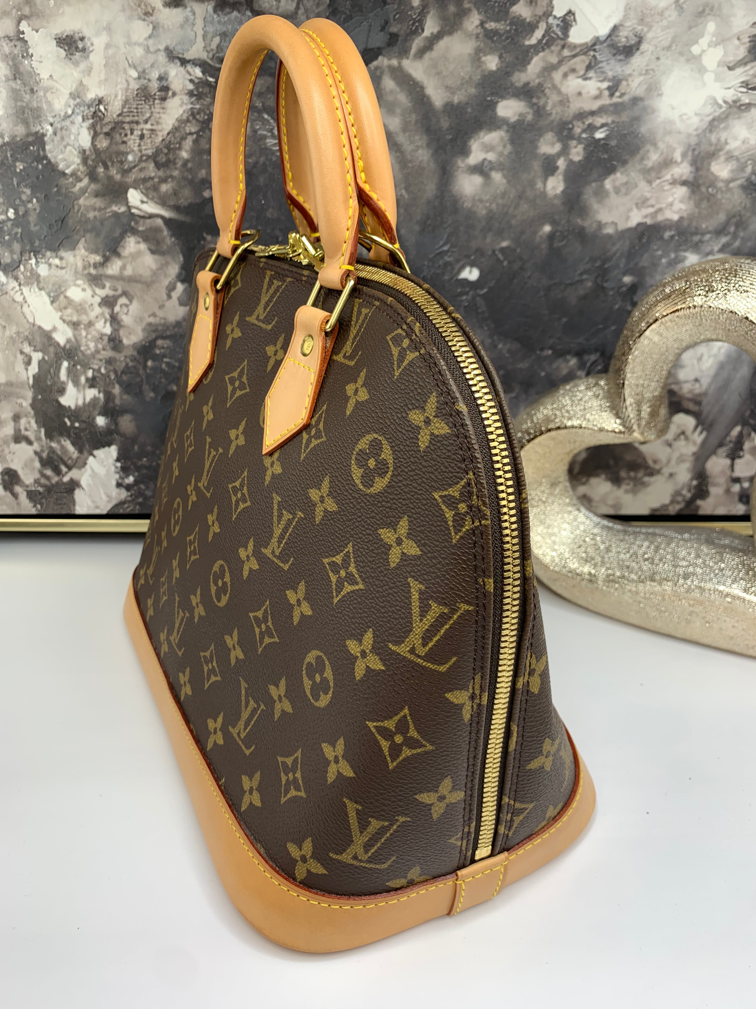 Louis Vuitton Alma PM