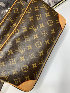 Louis Vuitton Nile MM