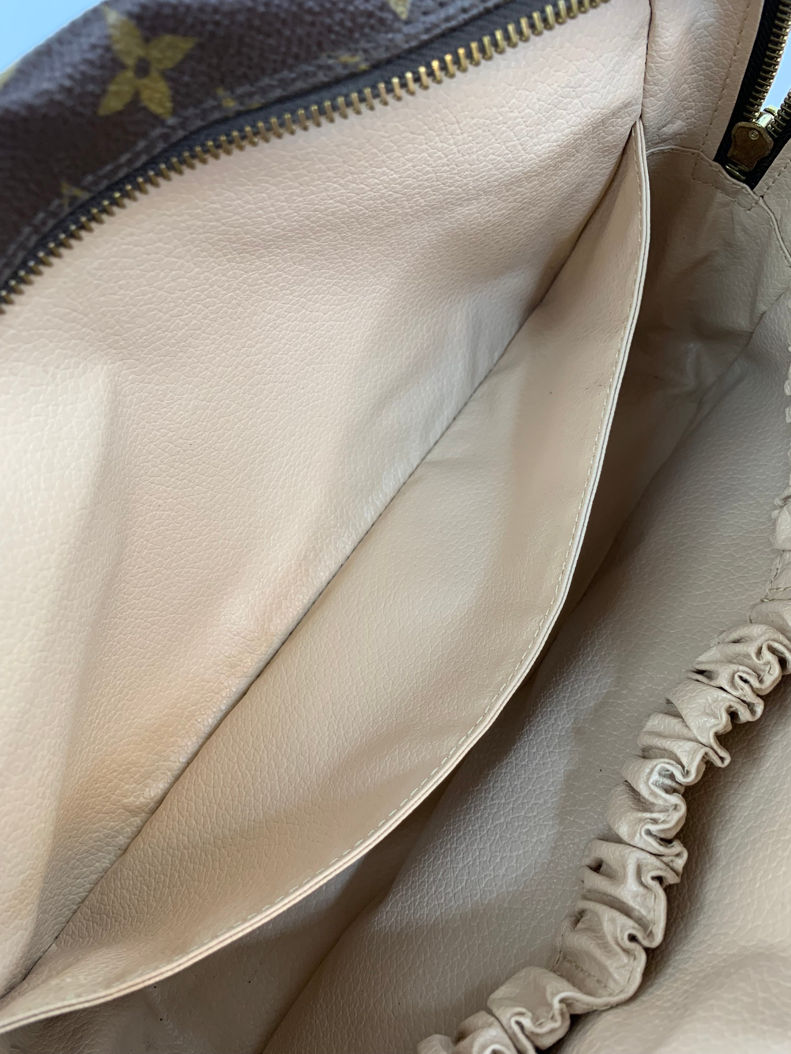 Louis Vuitton Trousse 28