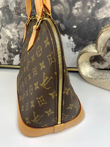 Louis Vuitton Alma PM