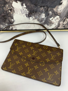 Louis Vuitton Double Rabat