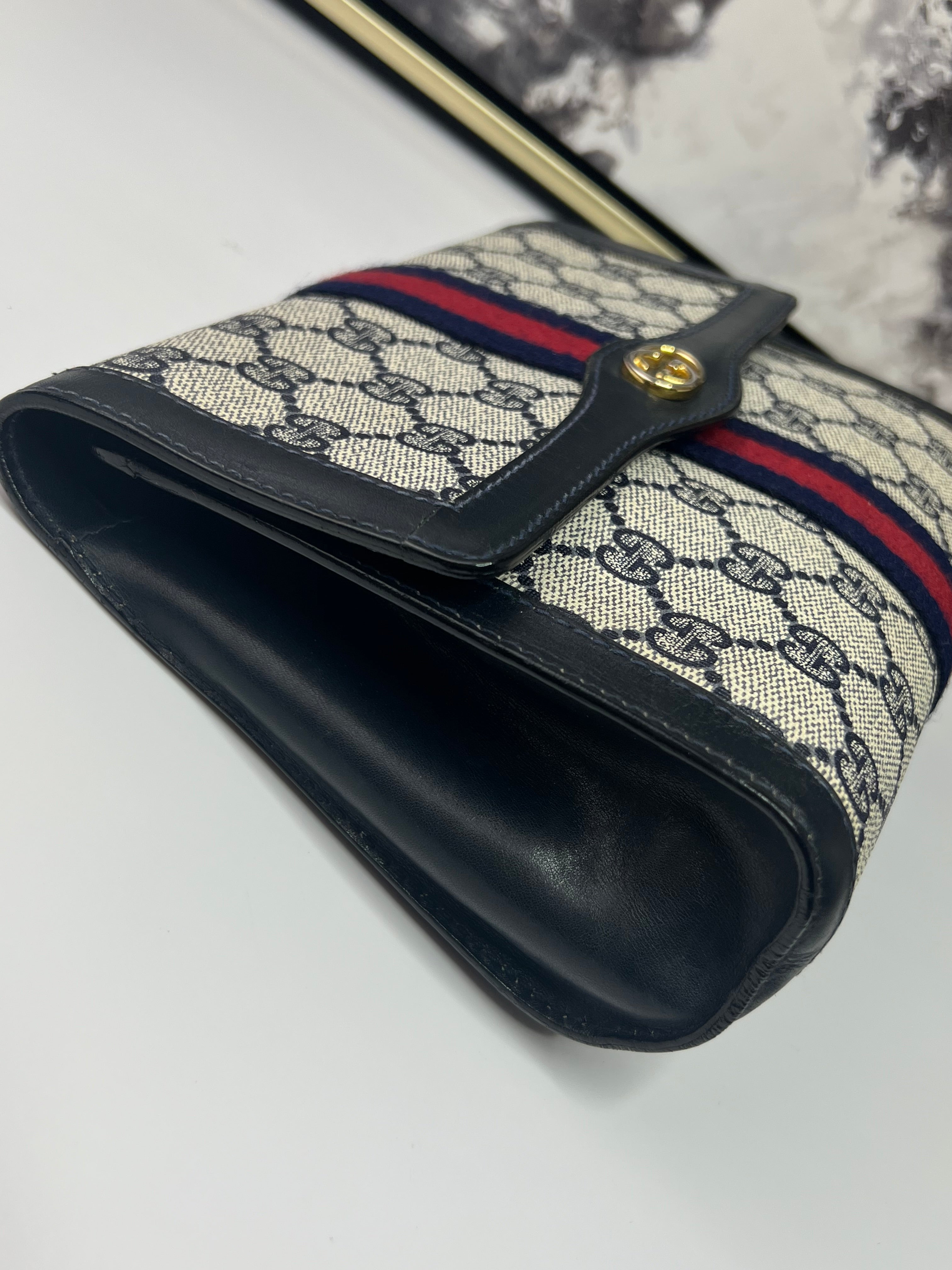 Gucci Mini Pouch/ Clutch