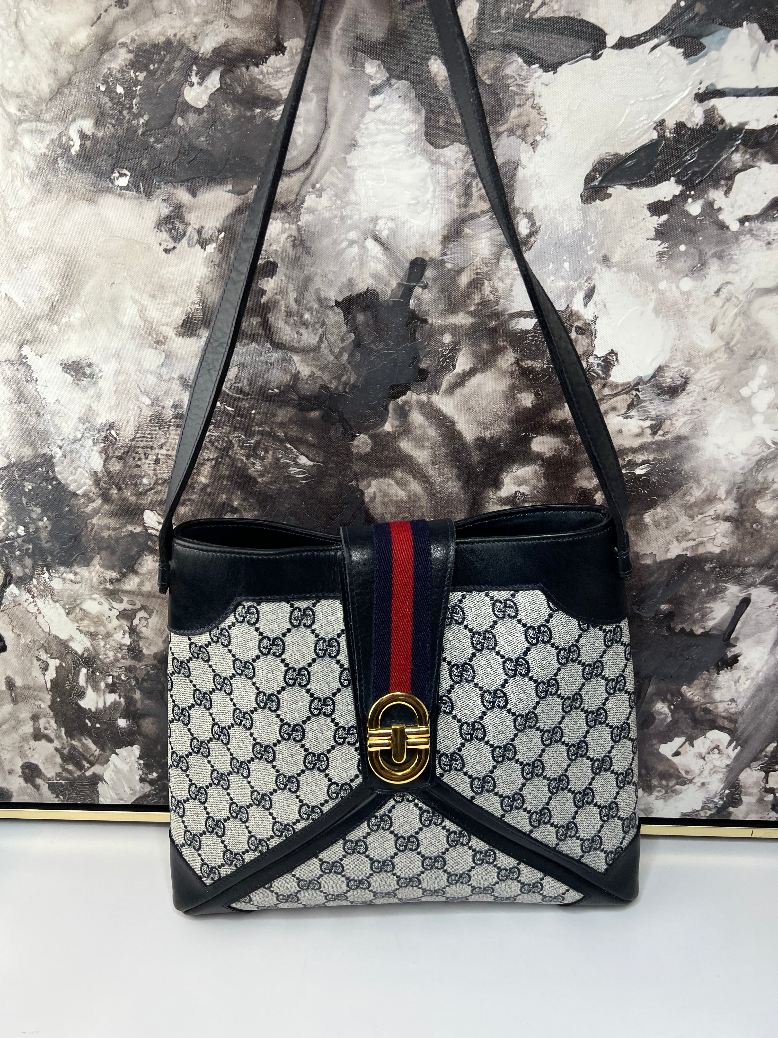 Gucci Vintage Shoulder Bag