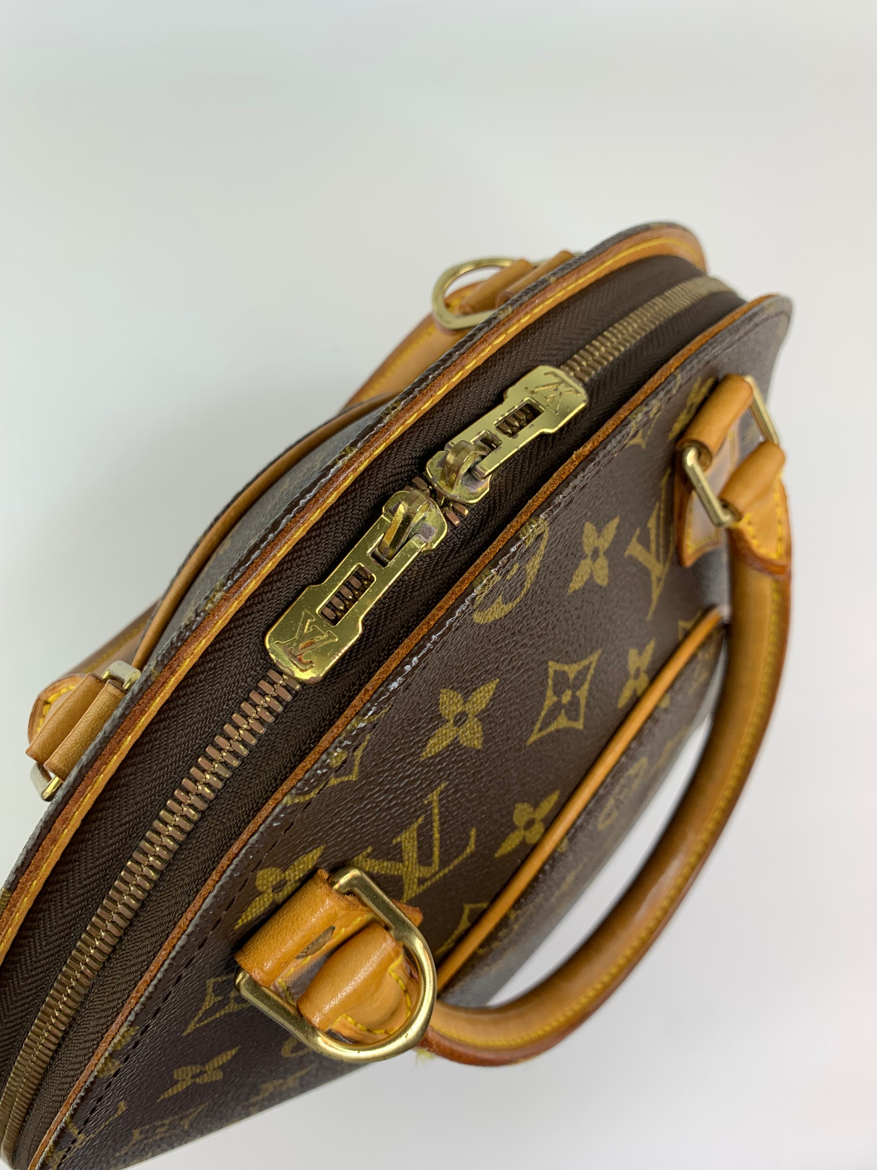Louis Vuitton Ellipse PM