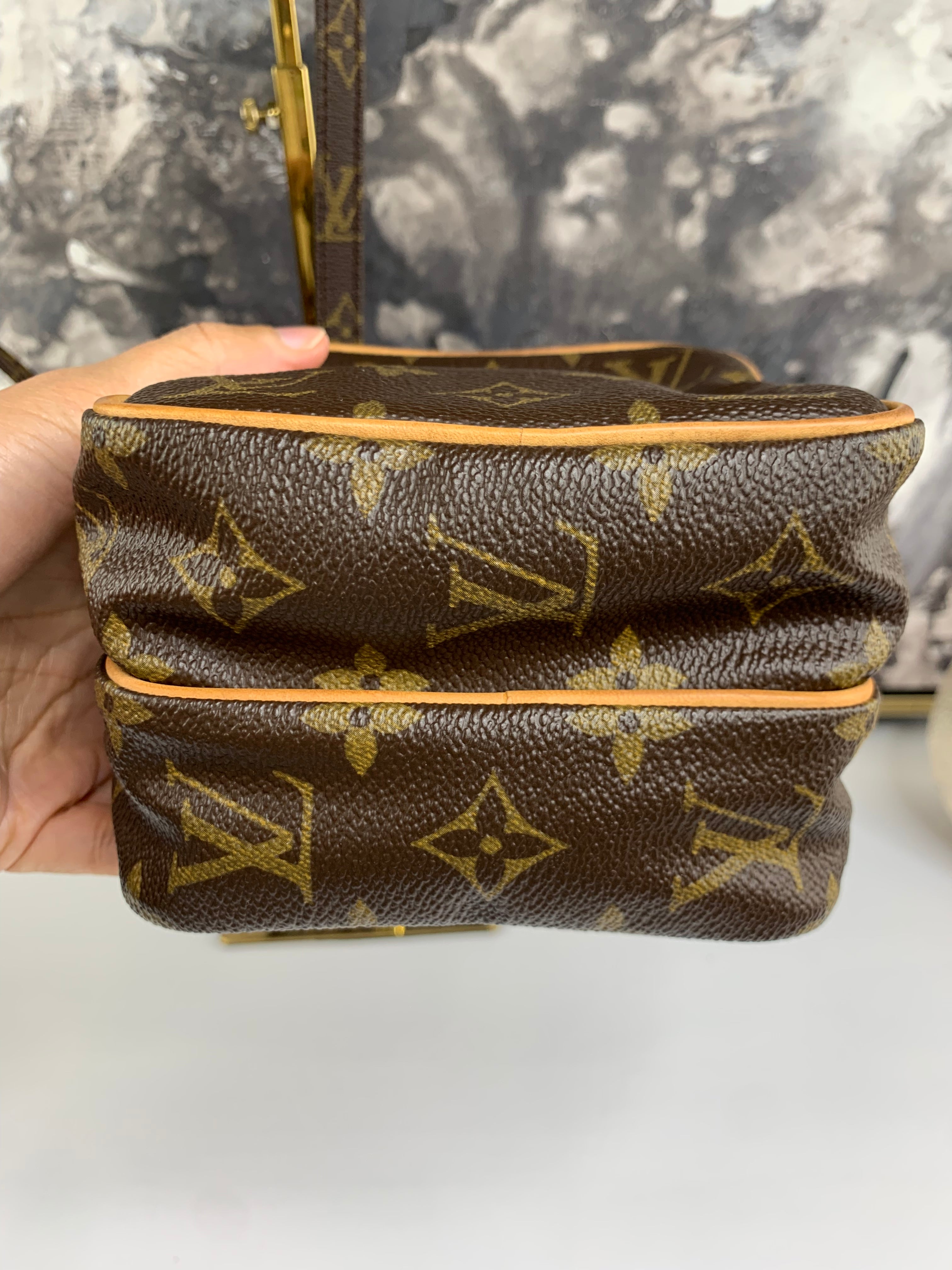 Mini pochette hotsell louis vuitton amazon