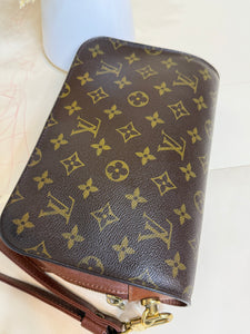 Louis Vuitton Orsay Clutch