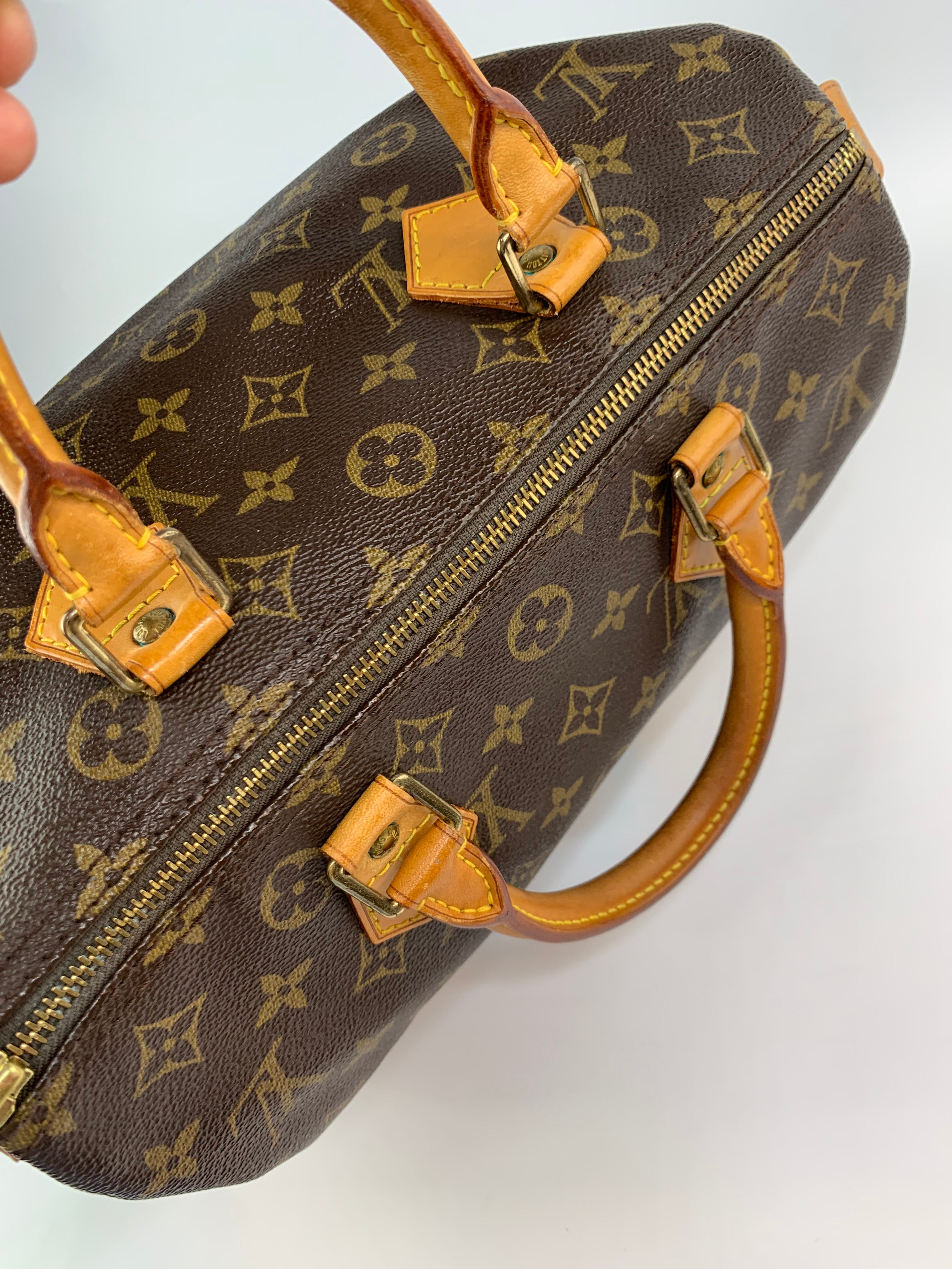 Louis Vuitton Speedy 30