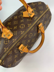 Louis Vuitton Speedy 30