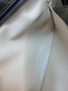 Louis Vuitton Trousse 28