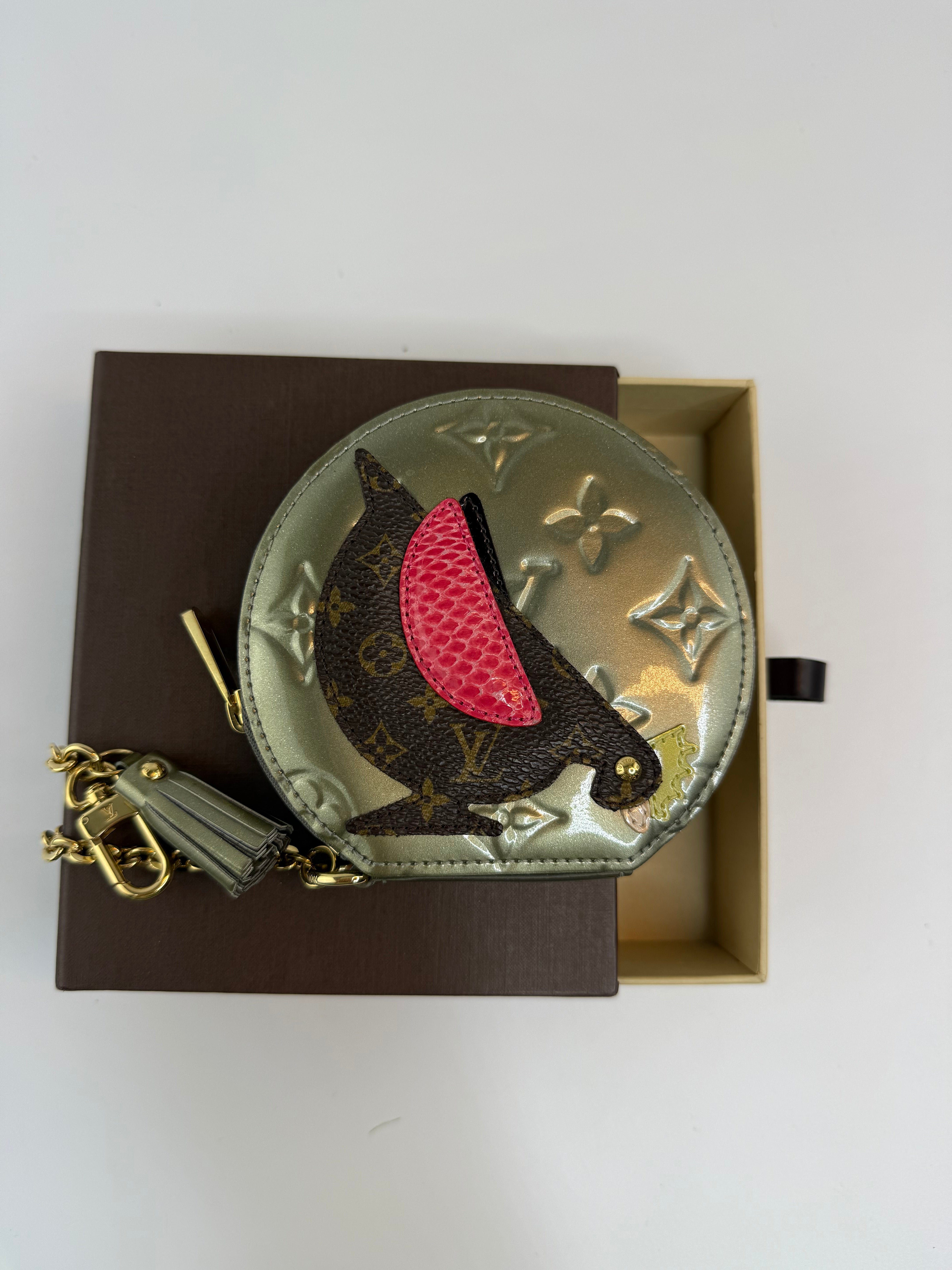 Louis Vuitton Limited Coin Purse in Vernis