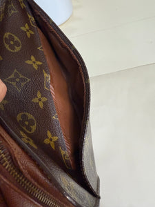Louis Vuitton Orsay Clutch
