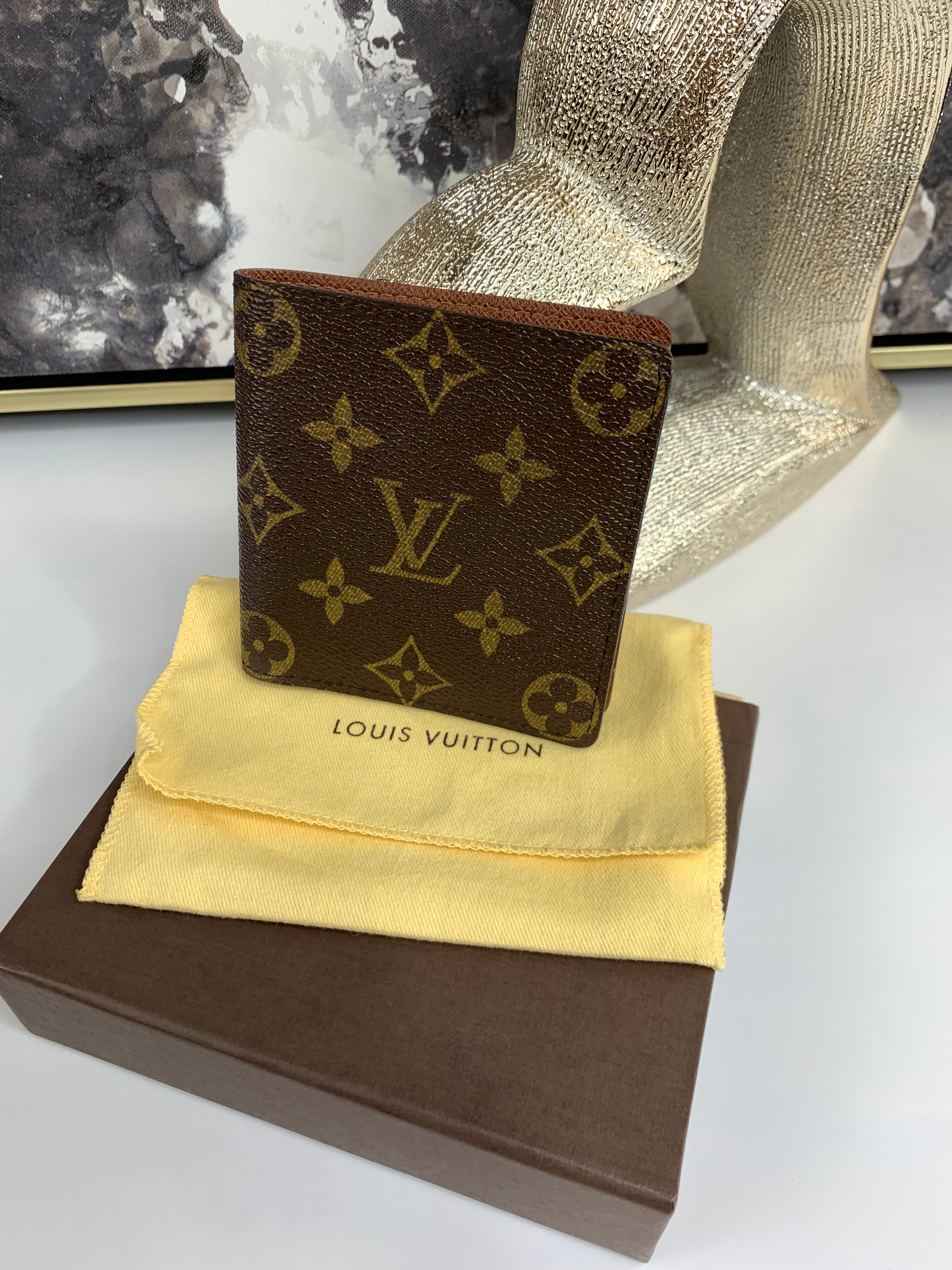 Louis Vuitton Mens Wallet