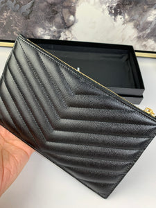 Yves Saint Laurent Pouch