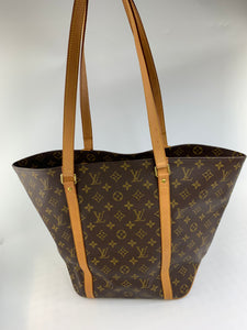 Louis Vuitton Sac Shopper  Tote