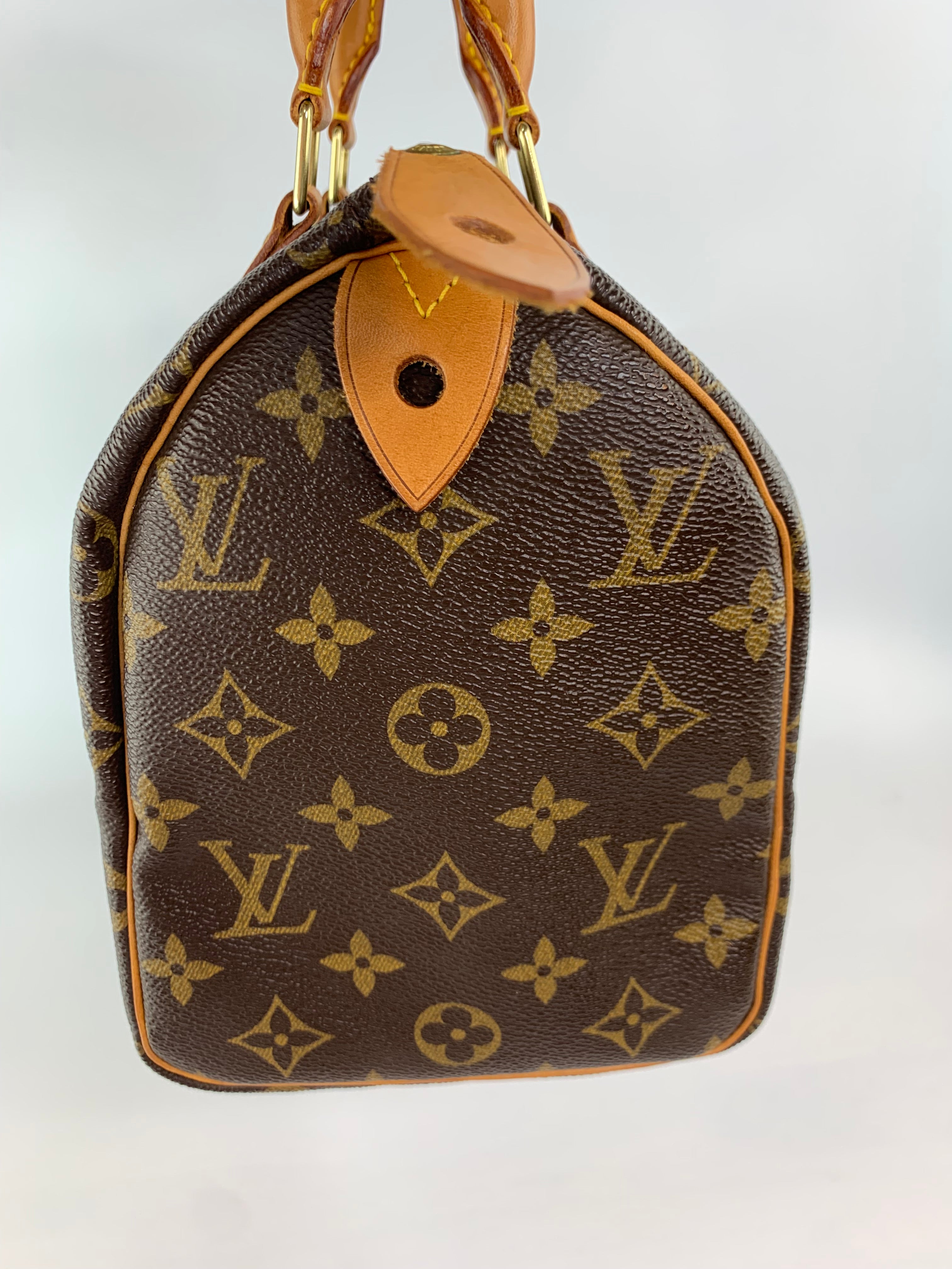 Louis Vuitton Speedy 25