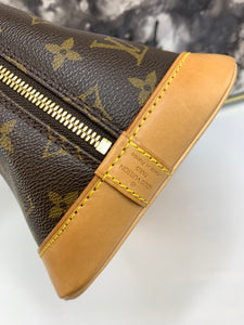 Louis Vuitton Alma PM