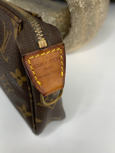 Louis Vuitton Pochette Accessories