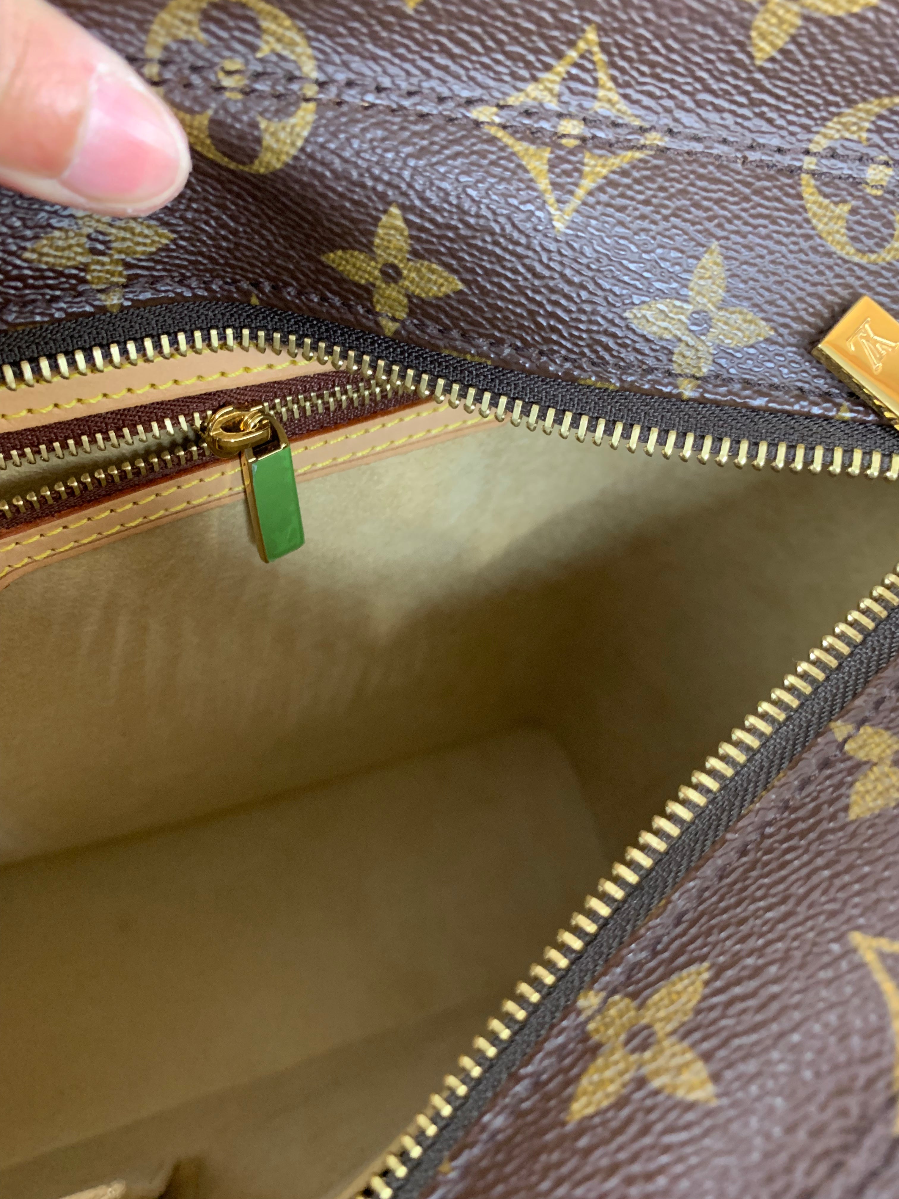 Louis Vuitton Luco Tote