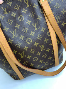 Louis Vuitton Sac Shopper  Tote