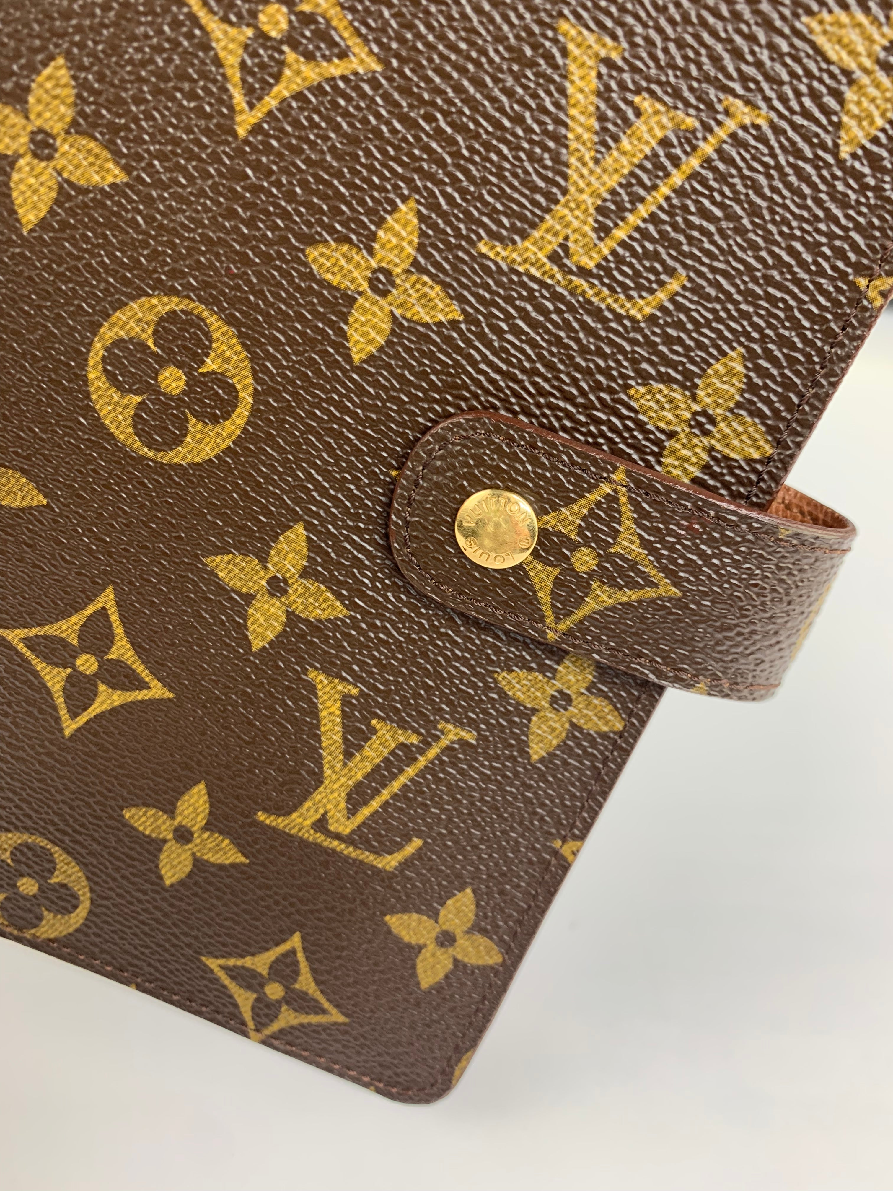 Louis Vuitton Agenda MM