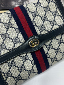 Gucci Mini Pouch/ Clutch