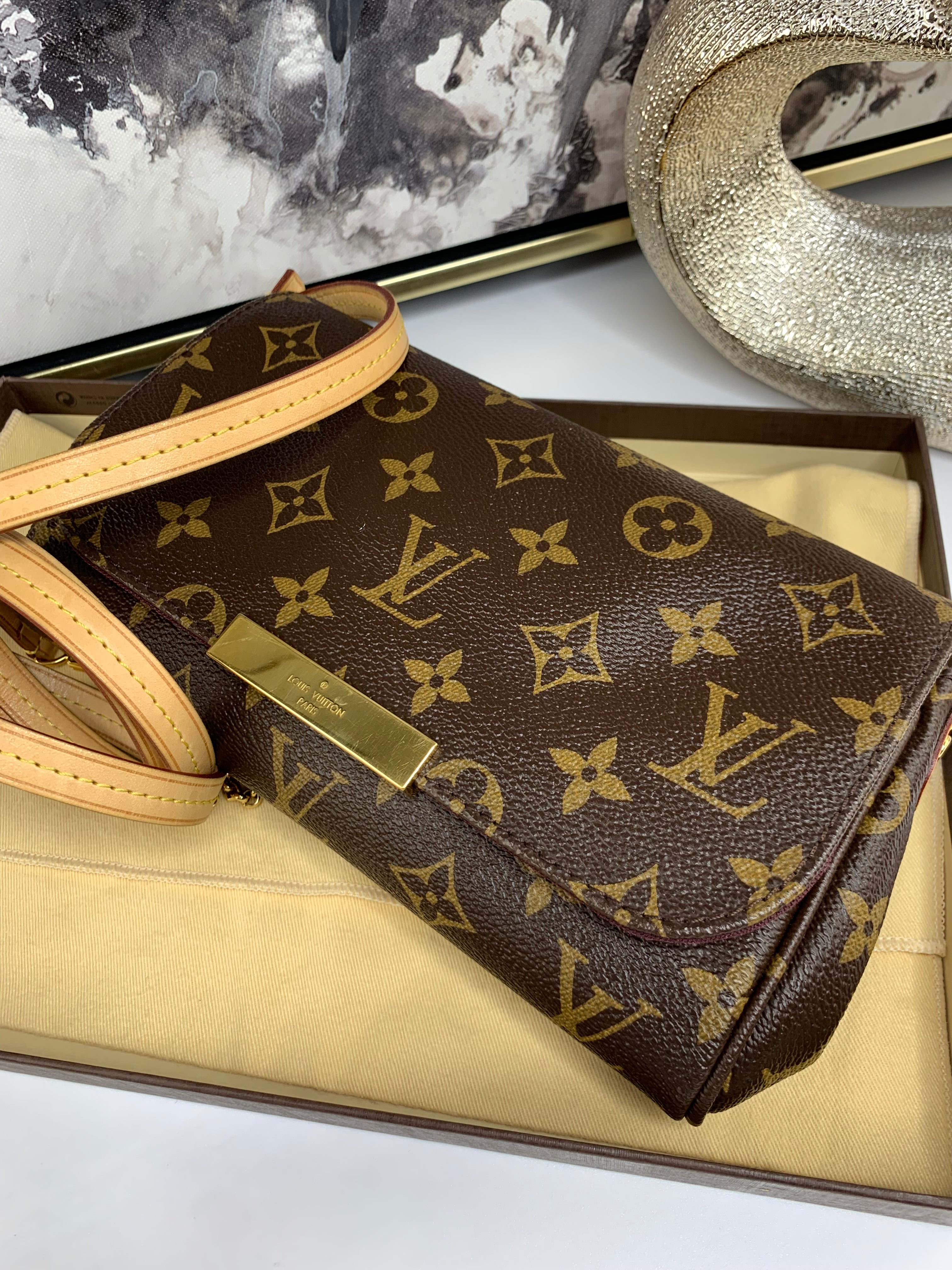 Louis Vuitton Favorite PM