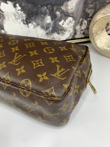 Louis Vuitton Trousse 28