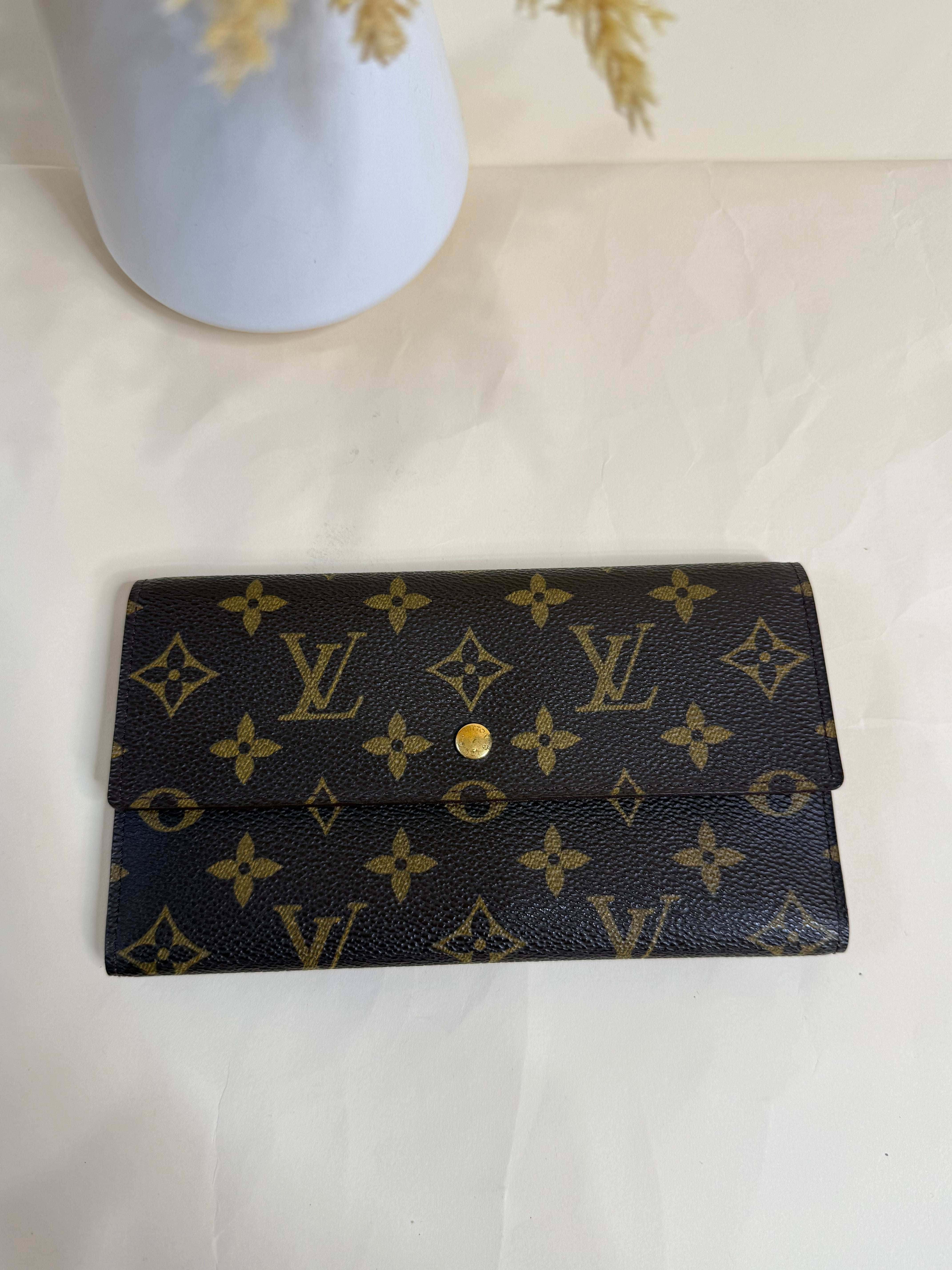 Louis Vuitton International Wallet