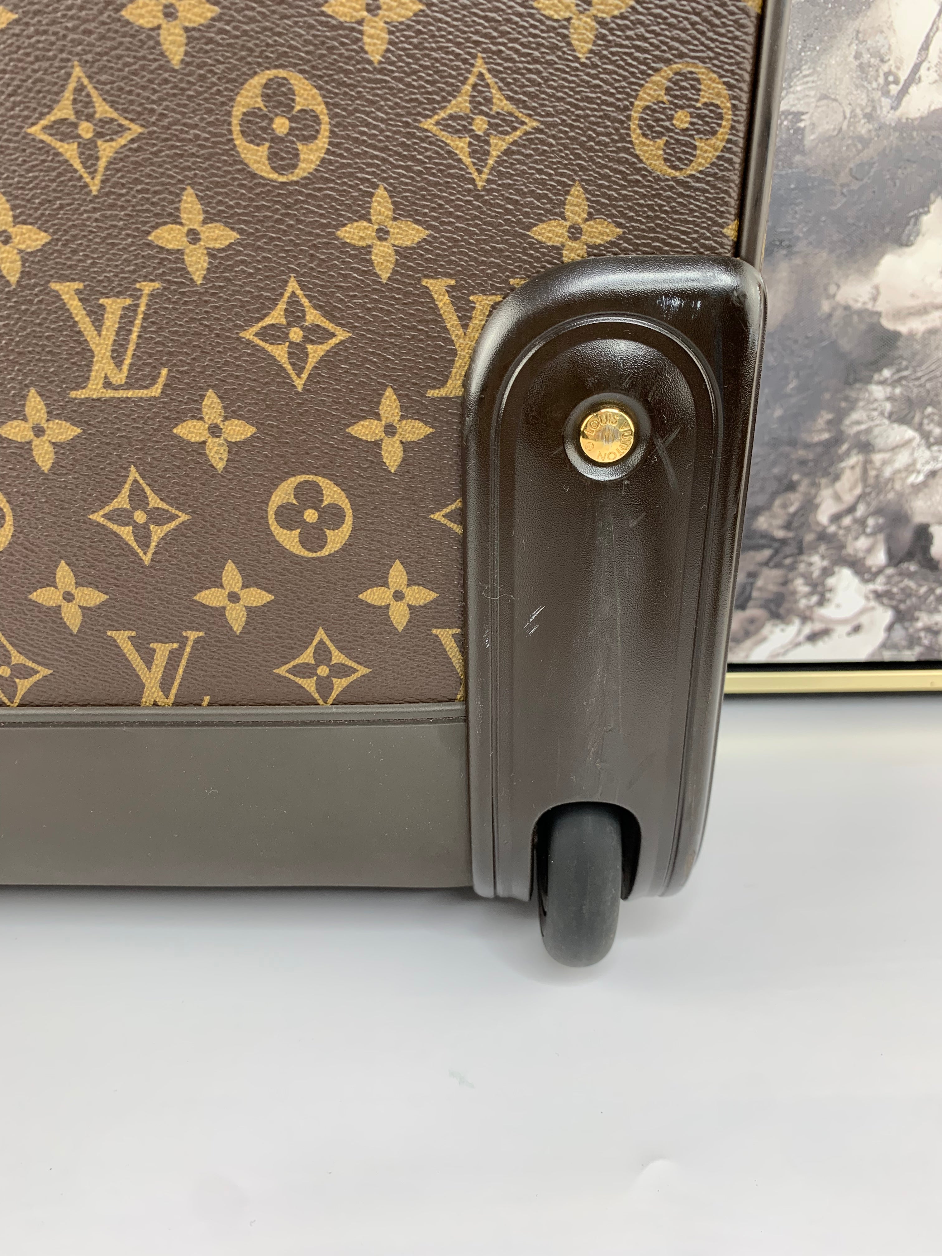 Louis Vuitton Pegase 45