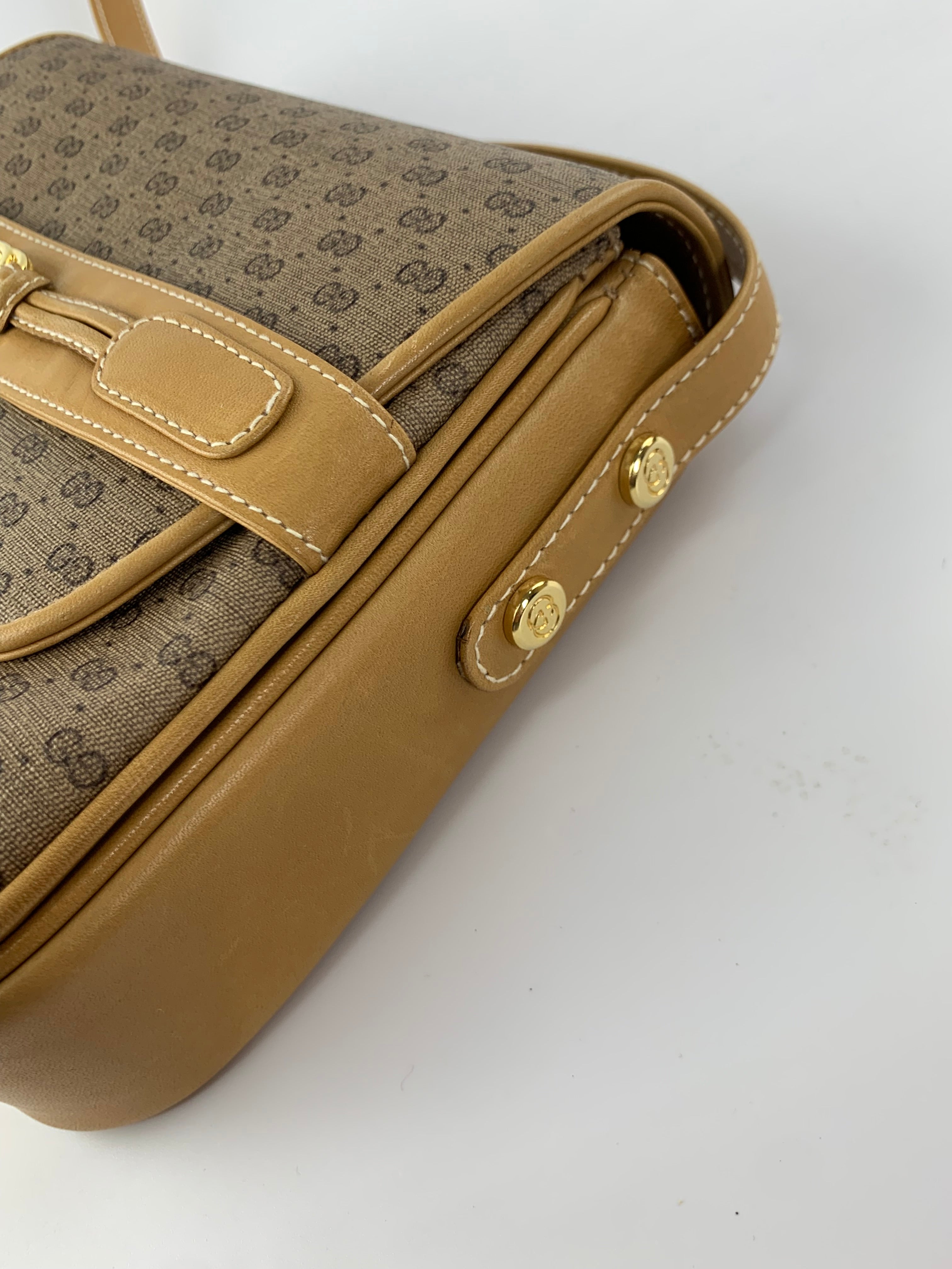 Gucci Shoulder Bag