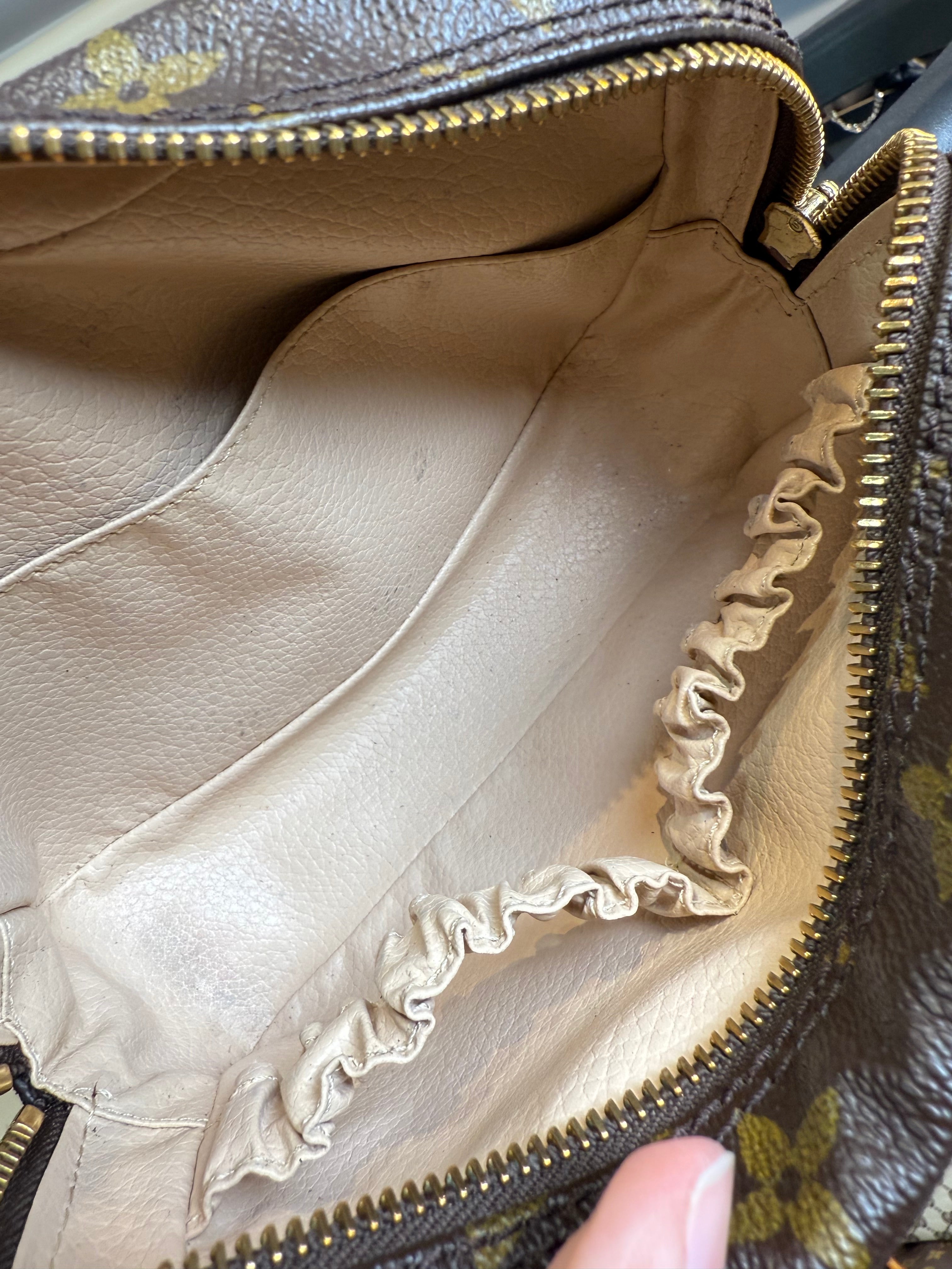 Louis Vuitton Trousse 18