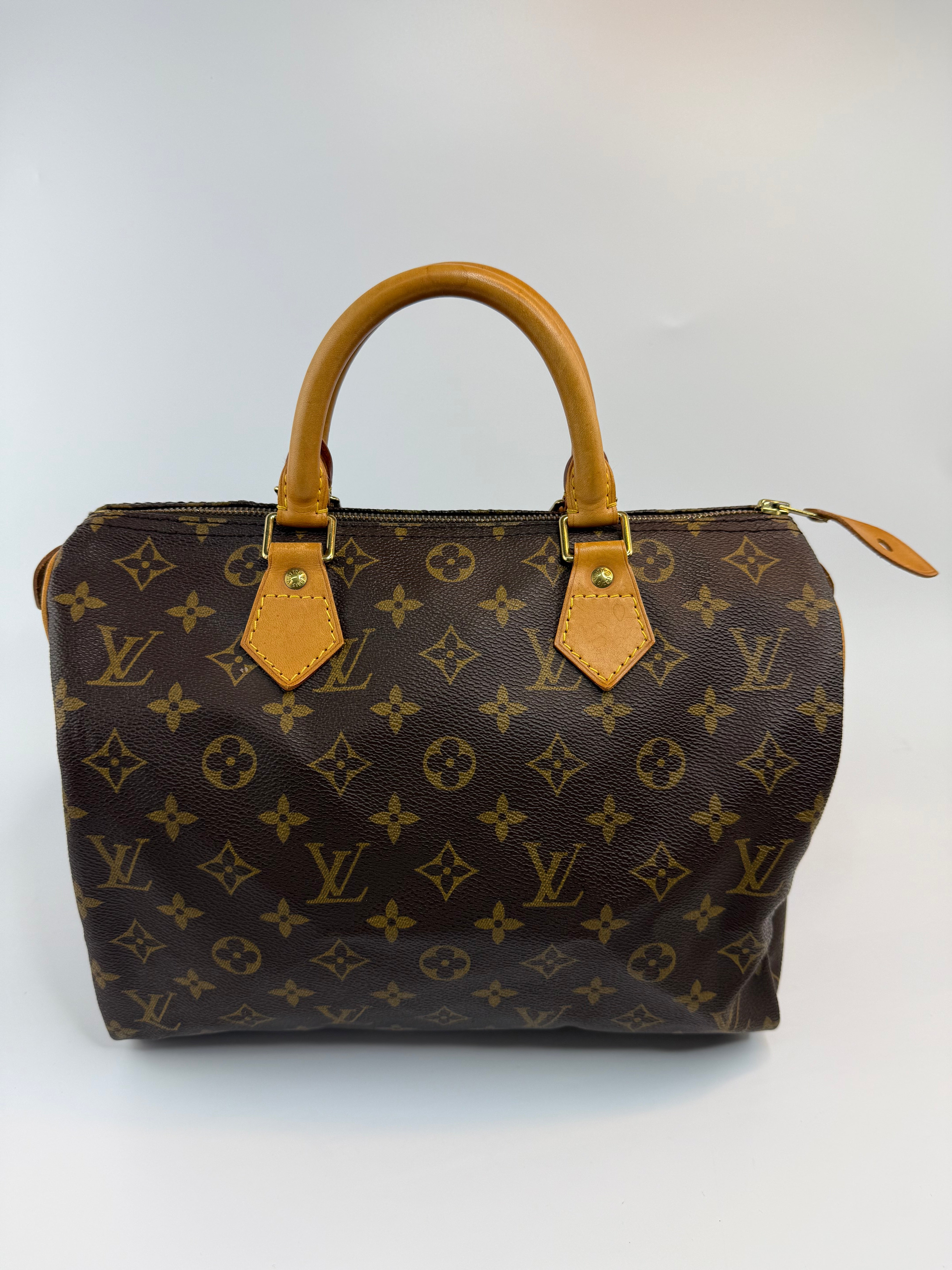 Louis Vuitton Speedy 30