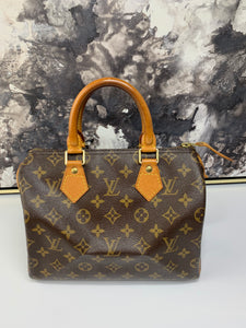 Louis Vuitton Speedy 25