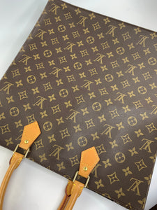 Louis Vuitton Sac Plat