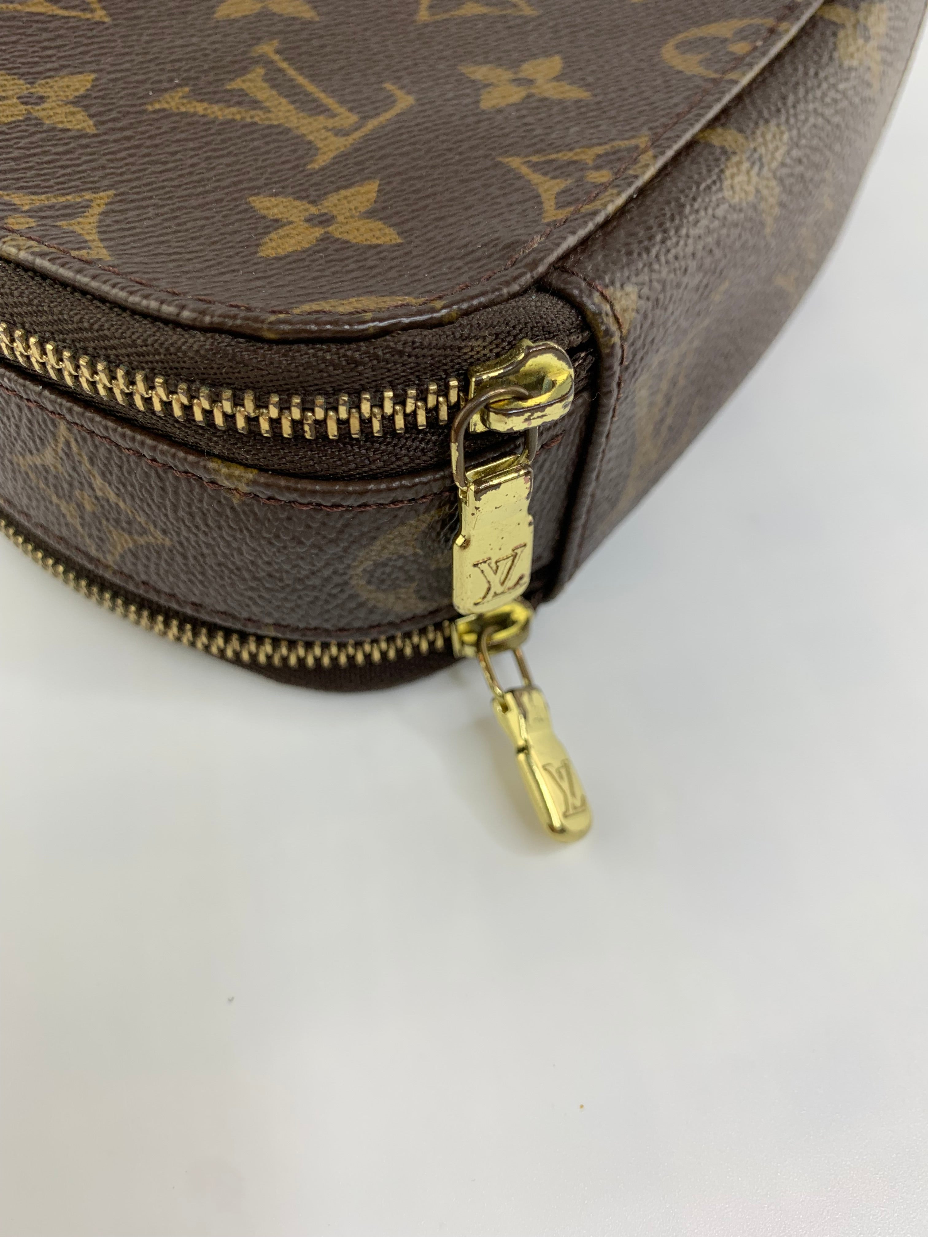 Louis Vuitton Trousse Blush PM