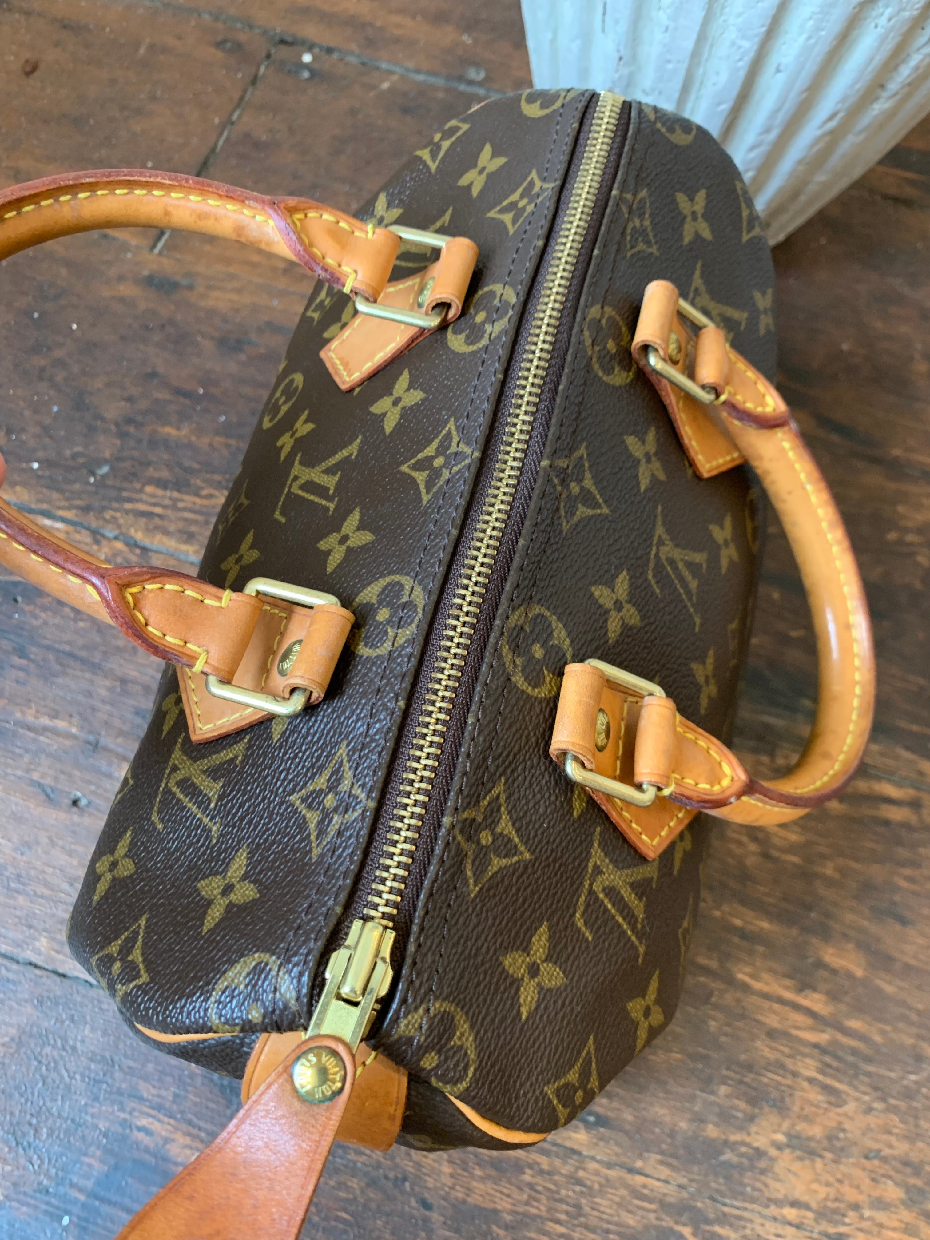 Louis Vuitton Speedy 25
