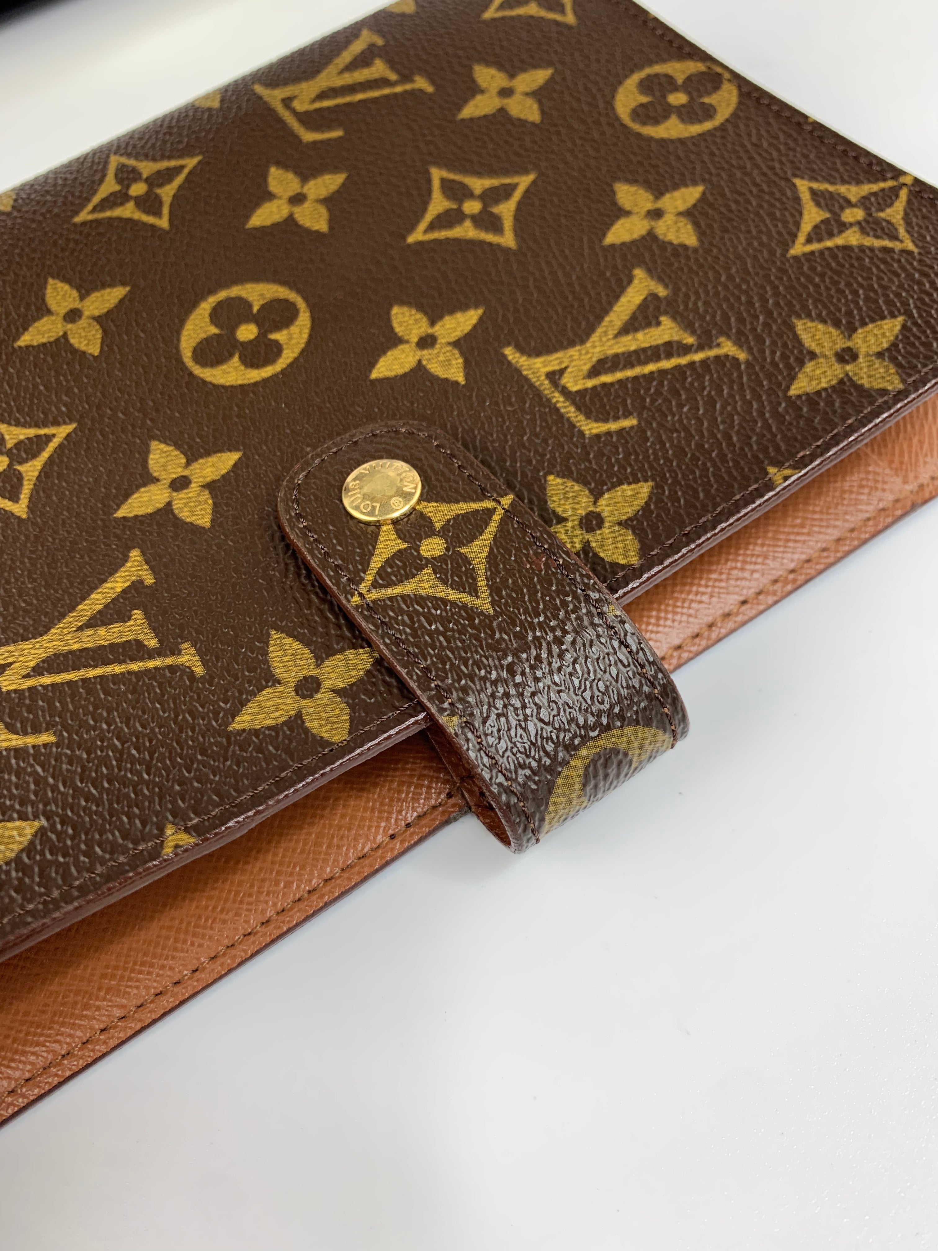 Louis Vuitton Agenda MM